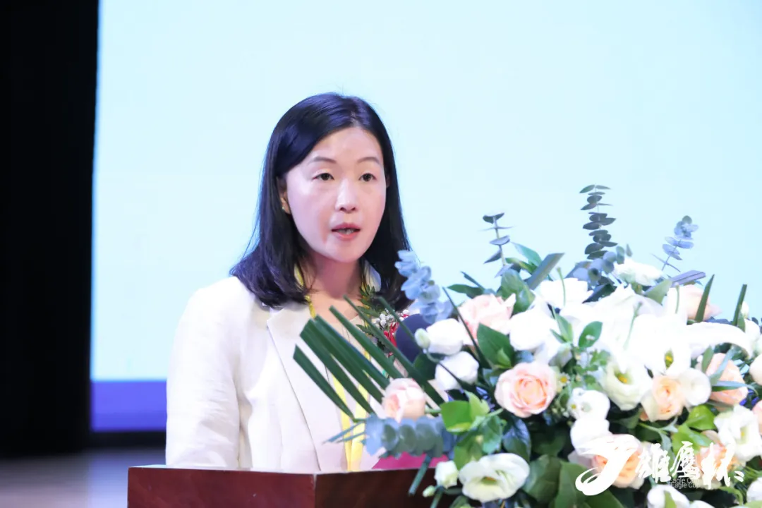 图片11.png 百校齐聚冰城竞锋芒,十一载薪火铸匠心:第十一届雄鹰杯小动物医师技能大赛盛大开幕