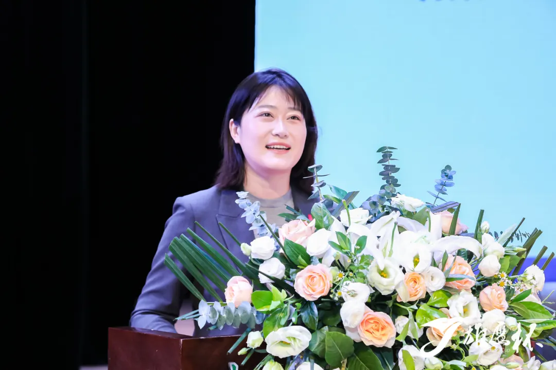 图片5.png 百校齐聚冰城竞锋芒,十一载薪火铸匠心:第十一届雄鹰杯小动物医师技能大赛盛大开幕
